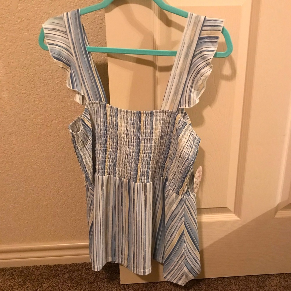 Love + Joy from Francescas blue smocked tank with flutter sleeve